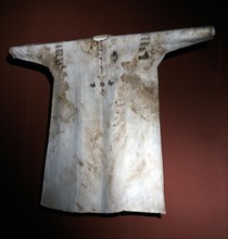 Linen tunic with stitched decoration