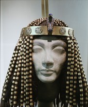 Wig ornaments and crown of Princess Sit Hathor Yunet