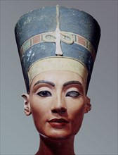 The crowned head of Nefertiti, wife of Akhenaton