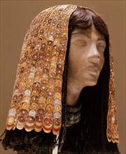 A headdress of a queen or lady of the court of Thutmose III, from the tomb of his Syrian wife
