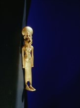 Gold pendant from the tomb of Wen  Djeba En Djed, senior official of Psusennes I