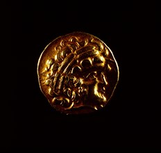 Gold coin, probably of the Aulerci Cenomani of the Le Mans region