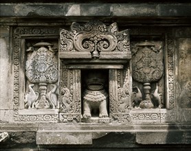 The reliefs, on the temples of the Lara Jonggrang complex, portray various deities or scenes taken from the great Hindu classics and especially the Ramayana