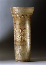 Glass vase with depiction of a courtier
