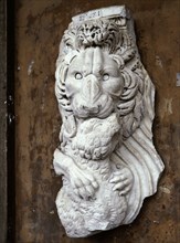 Relief of lion and lamb