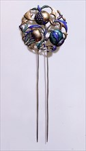 Gold and enamel hairpin