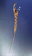Hairpin made from scented sandalwood and pearls