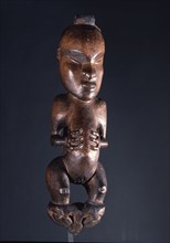 A female poutokomanawa, a figure that rests against the post supporting the ridgepole of a chiefs house or meeting house