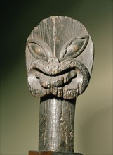 A fine early canoe figurehead, from Tauhiu, Long Beach