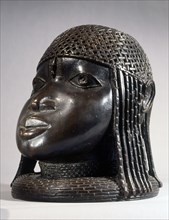 A head of an Oba (Benin king) from an ancestral shrine