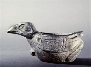 Tobacco mortar in the form of a Raven