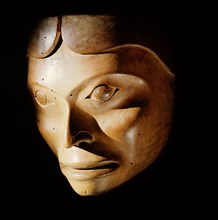 Tsimshian masks can usually be attributed to the naxnox dramatisations in which family owned names are bestowed on adults