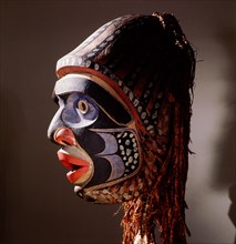 Mask with humanoid face