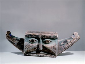 Feast bowl carved and painted with the mythological serpent Sisiutl