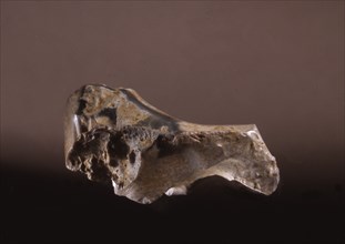 Flint, may have been modified to suggest the form of a bison