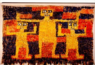 A featherwork tabard from the Nazca/Huari transitional period