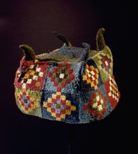 Four pointed hat