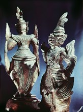 Temple guardian figures