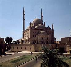 The Mohammed Ali Mosque (Mehmet Ali Pasa Camii), built by Yusuf Bushnak in memory of Tusun Pasha , Mohammed Ali's eldest son
