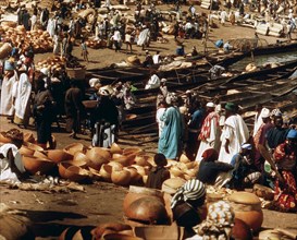 Calabashes on sale beside the river Niger at Mopti, once one of the major entrepots of the trans-Saharan trade caravans