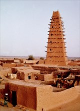 Although originally built in the 14th century, the structure of mud buildings such as the mosque of Agades is constantly renewed