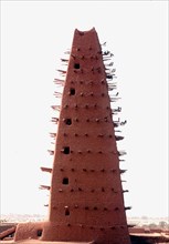 The minaret of Agades mosque