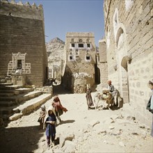 Children in the street in the ancient town of Shibam