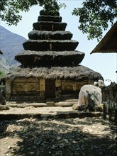 Pagoda roofed shrines at the Pura Danu Bratan recall the cosmic mountain, a concept shared by both Hinduism and Buddhist cosmology, particularly important on mountainous Bali