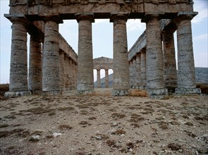 View of the Doric temple at Segesta