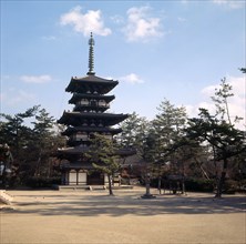 The pagoda of the Yakushi temple