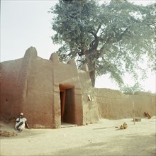 Gatehouse to a mud-walled compound in the old part of Kano, one of the major Hausa-Fulani city states of northern Nigeria