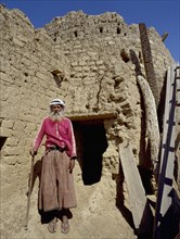 The watchman and caretaker of Bithna fort in the hills of Fujairah