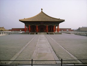 The Forbidden City - Zhong He Diam