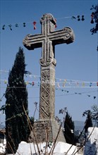 A second church courtyard cross at San Matias