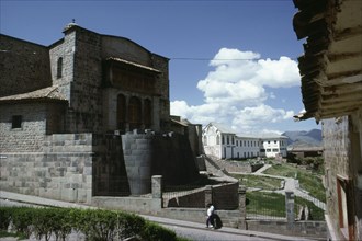 The Spanish church of Santo Domingo is built on the Inca foundations of "Coriacancha", the Temple of the Sun