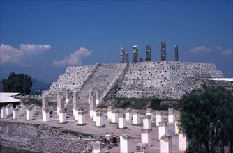 General view of the pyramid of Quetzalcoatl with the 'atlantes' statues on top