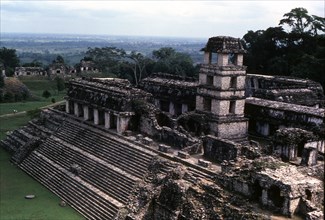 View of the watchtower and the "Great Palace" at Palenque