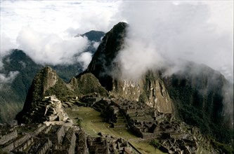 Panoramic view of Machu Picchu set in the Andes