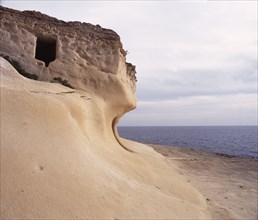 Limestone formations at Qolla I-Bajda
