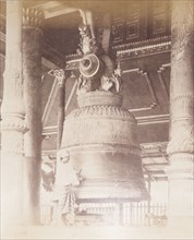 The great bell at Shwe Dagon Pagoda