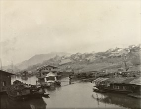 Houseboats at Wuchow