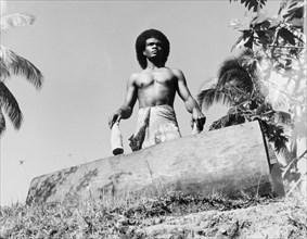 A Fijian drummer with a 'lali'