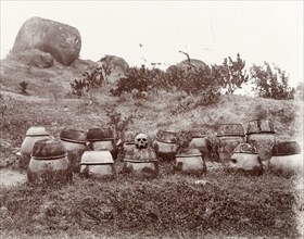 Chinese burial urns