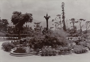 Fountain in Hong Kong's Botanical Gardens