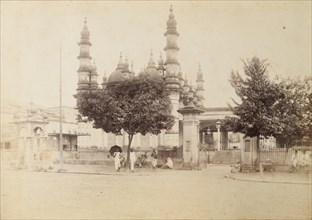 Mosque on Dhurumtollah Street, Kolkata