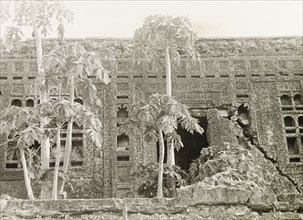 Ruins of a mansion on Lamu Island