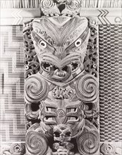 Maori 'tekoteko' panel