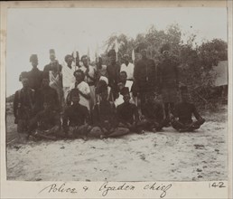 Police with Ogaden chief