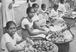 'Short-eats' in Ceylon