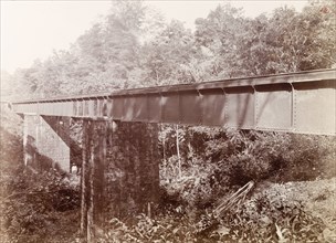 Railway bridge across the Dabadie Ravine